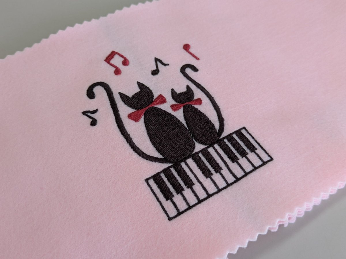 画像2: 鍵盤カバー（刺繍入） (2)